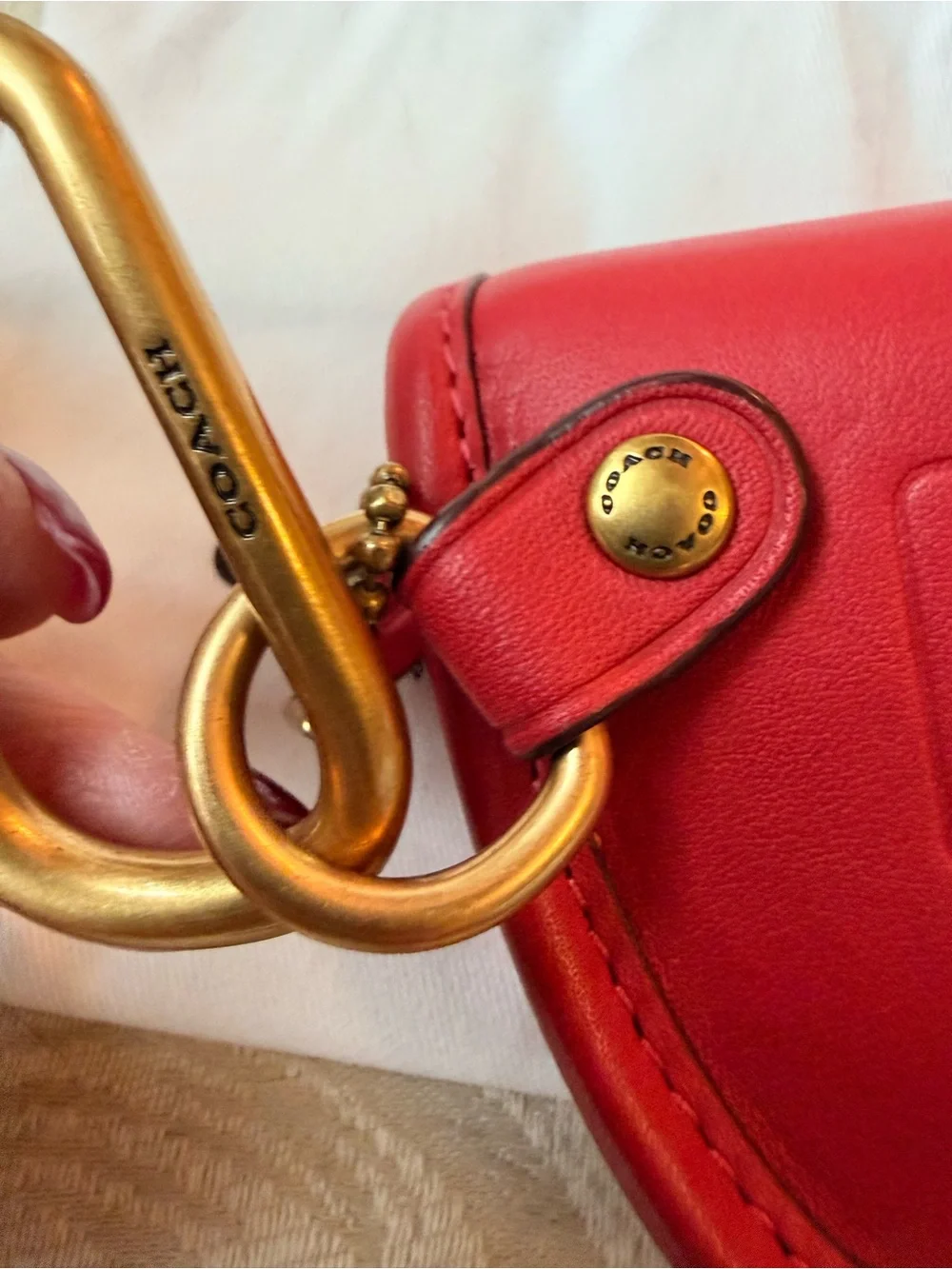 Coach Red Leather Mini Turnlock Pouch with Gold Carabiner - Picture 4 of 12